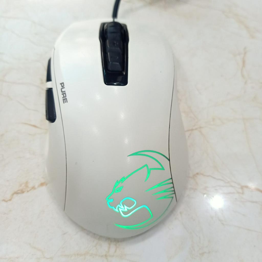 Chuột cao cấp Fuhlen G90 vs Roccat 2017 đèn led đang dùng phòng net VIP - Máy tính Hiệp Phát