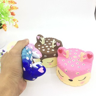SQUISHY BÁNH KEM TUẦN LỘC
