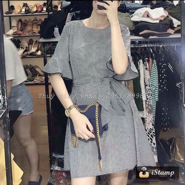Váy caro tay xoè giảm còn 99k