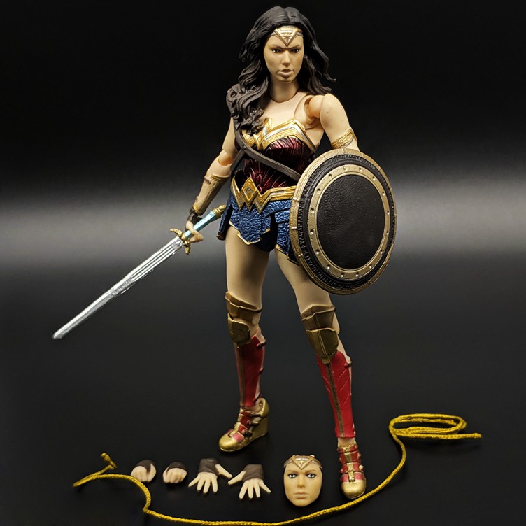 Mô Hình Đồ Chơi Nhân Vật Wonder Woman