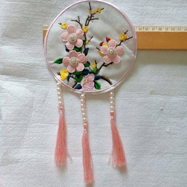 Tấm tròn trang trí