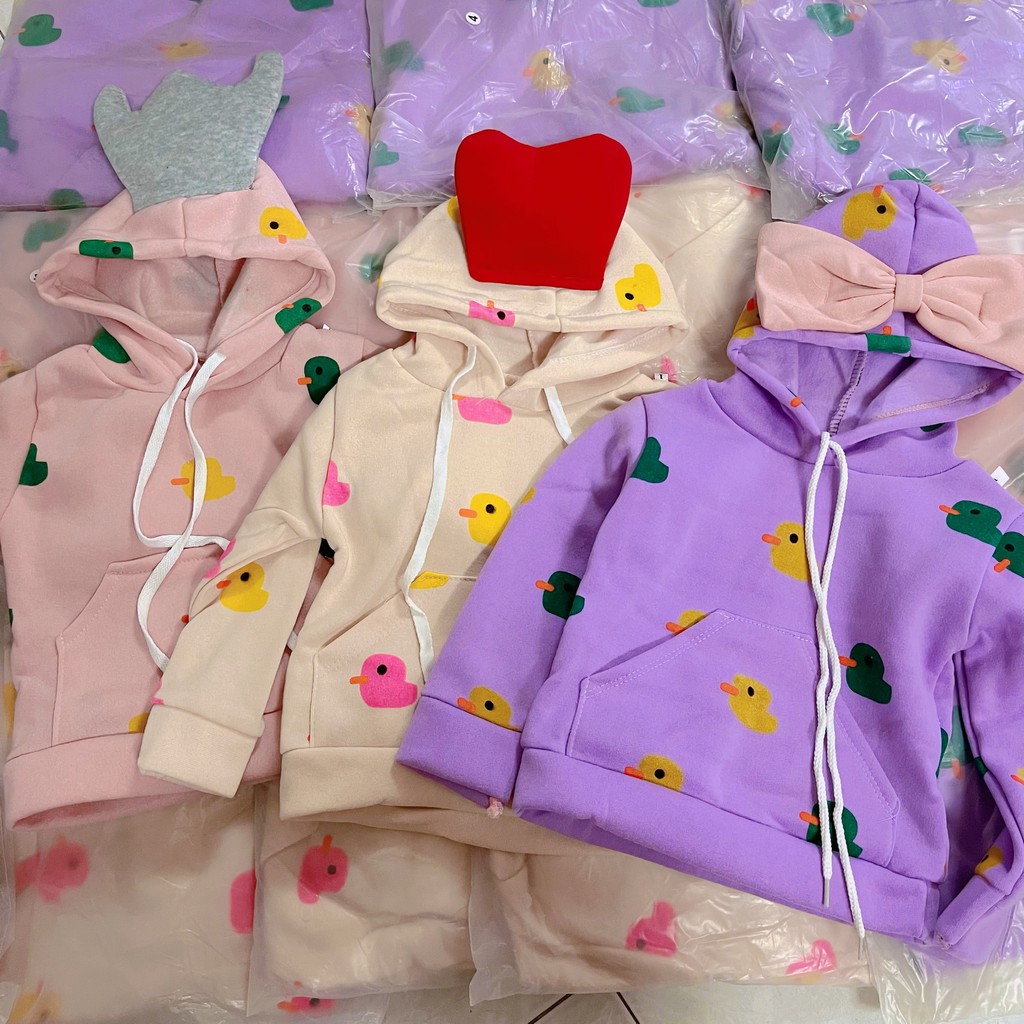 Áo Hoodie cổ chui có nón bông nỉ ấm áp cho bé gái từ 8 đến 18kg mặc Thu Đông đi học đi chơi - Riokids AL1