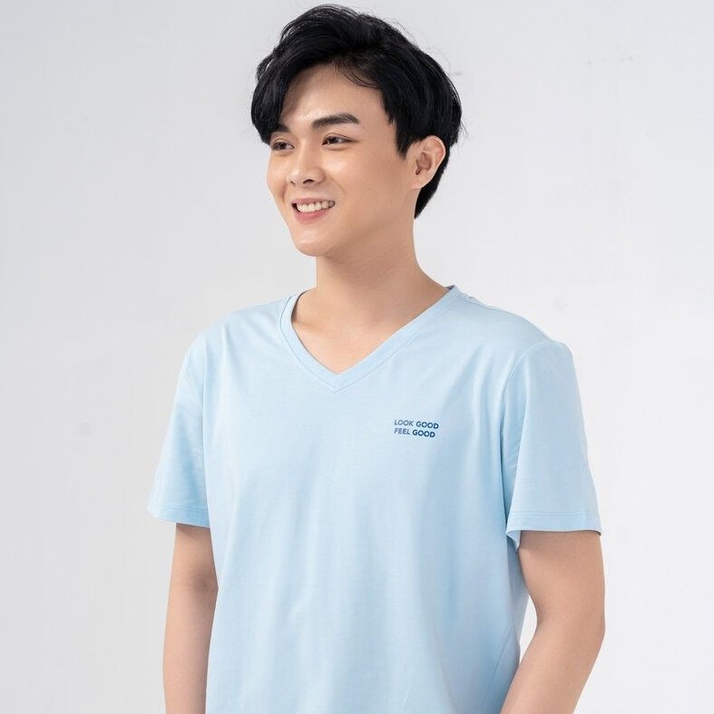 Áo phông nam cổ tim cotton trẻ trung và năng động - PPM3997 | BigBuy360 - bigbuy360.vn