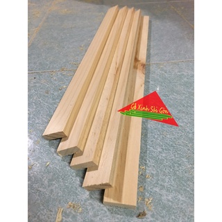 Thanh gỗ thông dài 50cm, rộng 3cm, dày 1.5cm láng đẹp 4 mặt dùng đóng thùng trang trí, làm nẹp