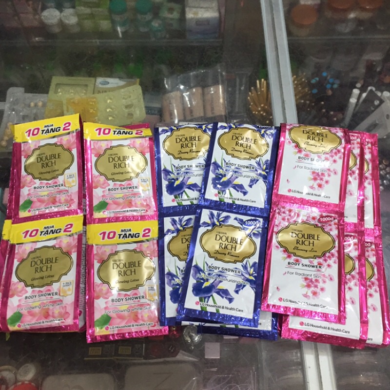 Sữa tắm hương nươc hoa Hàn Quốc Double rich dây 10 gói x 7g