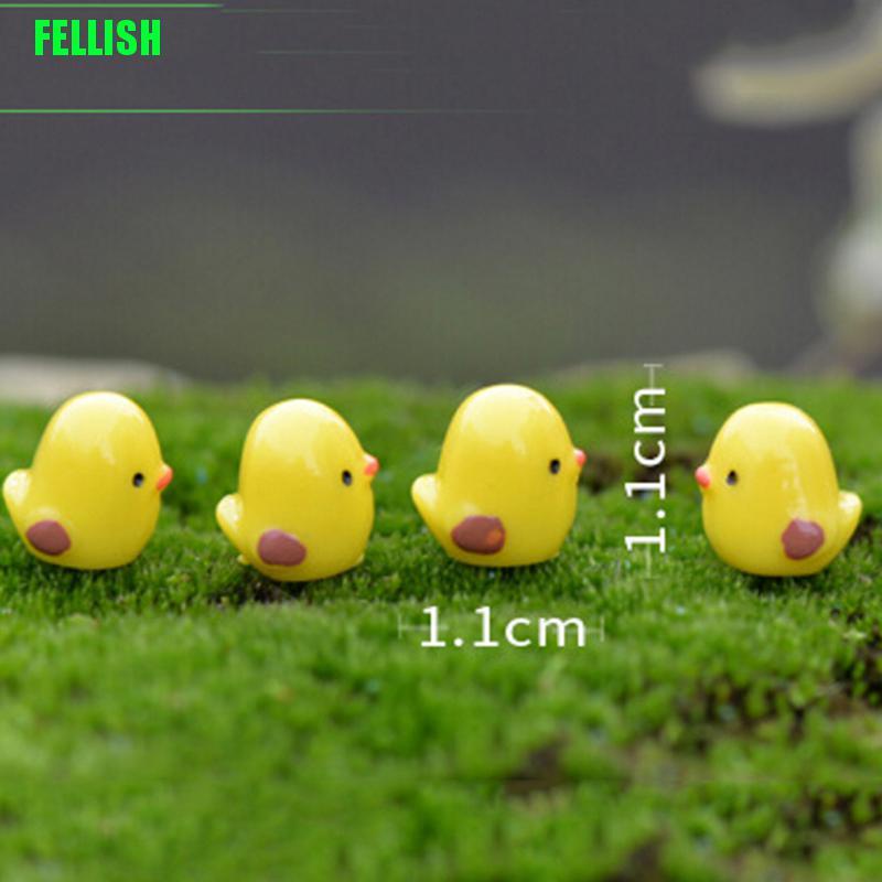 Set 5 mô hình chú gà mini màu vàng dùng trang trí tiểu cảnh DIY