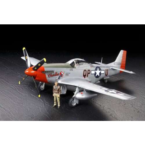 MÔ HÌNH MÁY BAY QUÂN SỰ 1/32 SCALE NORTH AMERICAN P-51D MUSTANG[TAMIYA] 60322 MÔ HÌNH MÁY BAY QUÂN SỰ 1/3 60322 Tamiya