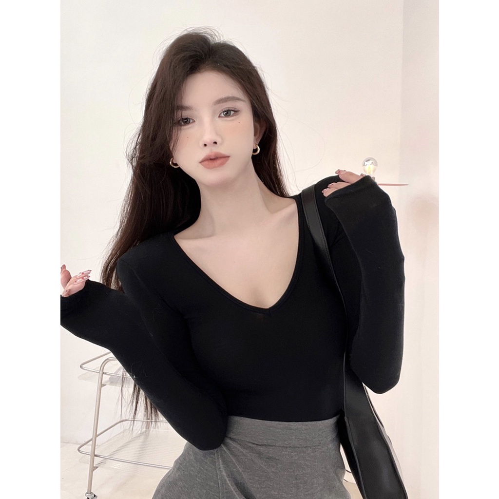 Áo Thun Croptop Tay Dài Cổ Tim_AT Clothing