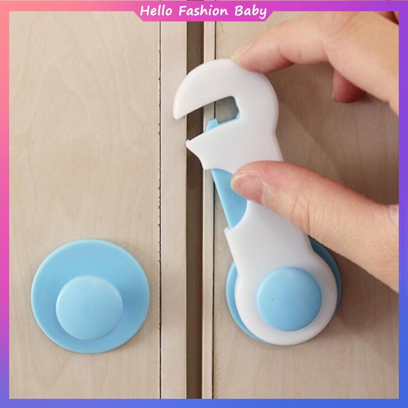 Khóa cửa tủ bảo vệ an toàn thiết kế độc đáo cho bé