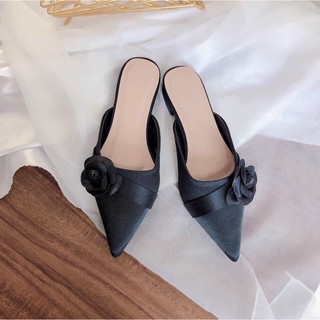 Sục nữ mũi nhọn đính hoa