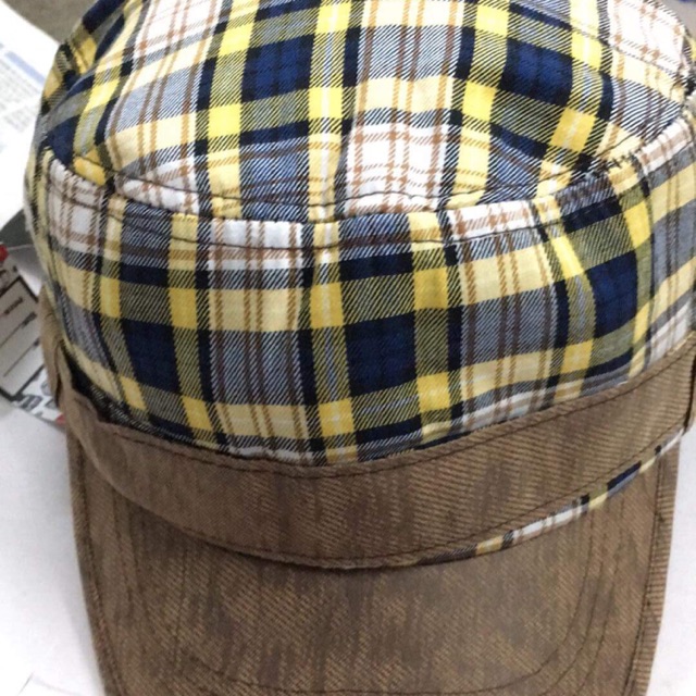 Mũ đầu vuông caro Hàn Quốc
