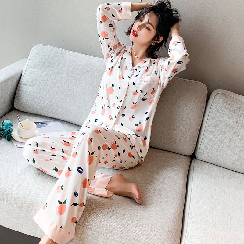 Bộ Đồ Ngủ Dài Tay Vải Lụa In Họa Tiết Dễ Thương Cho Nữ | BigBuy360 - bigbuy360.vn