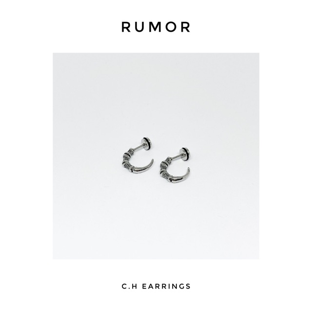 Khuyên tai Skull finger