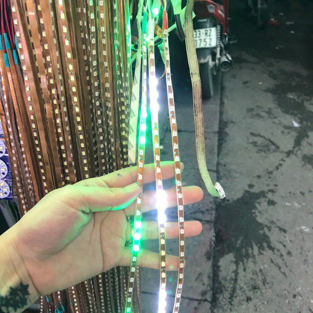 DÂY LED CHẠY ĐUỔI 7 MÀU 100cm