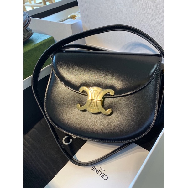 Túi celine bán nguyệt