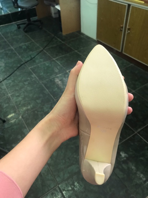 Giày cao gót Daphne new size 37