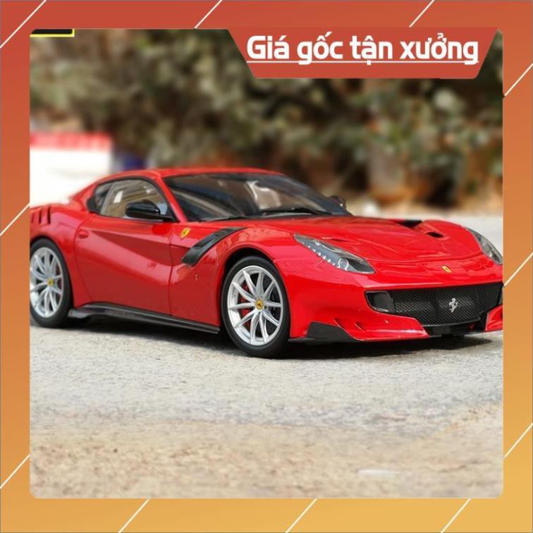 Mô hình xe Ferrari F12 TDF 1:24 Bburago