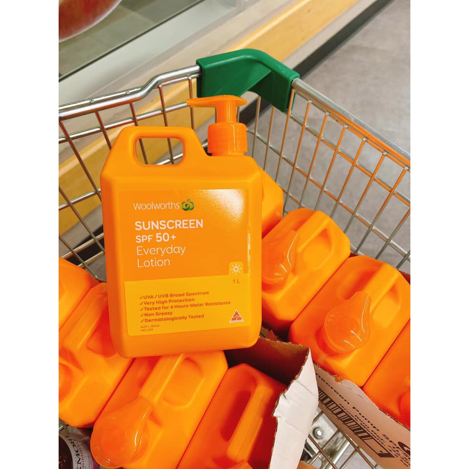 Kem chống nắng Woolworths everyday sunscreen spf 50+ 100ml - 500ml - 1l của Úc