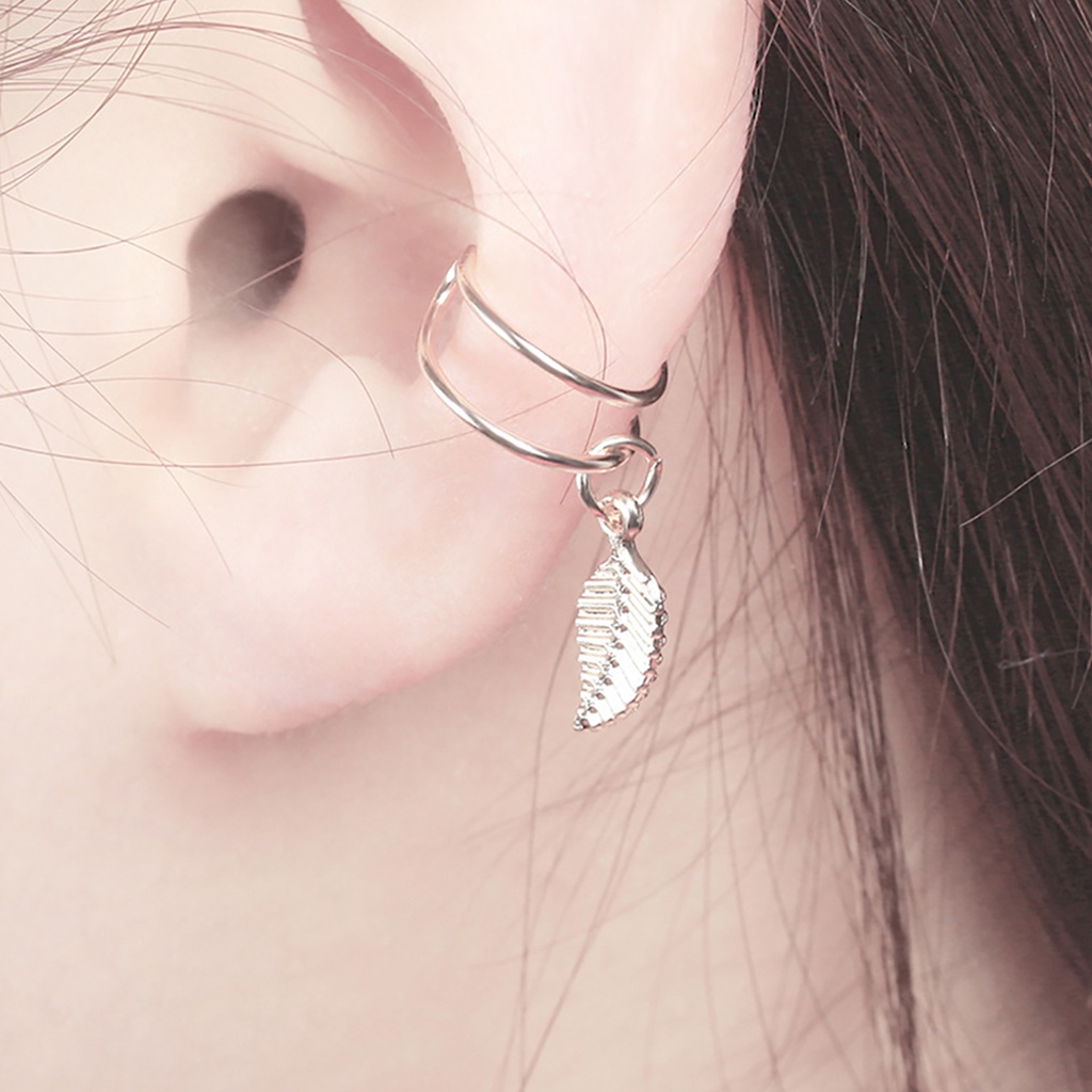 Bông Tai Dạng Kẹp Hình Chiếc Lá Thời Trang