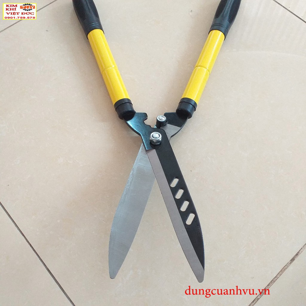 Kéo cắt tỉa cây cảnh, hàng rào màu vàng hàng tốt