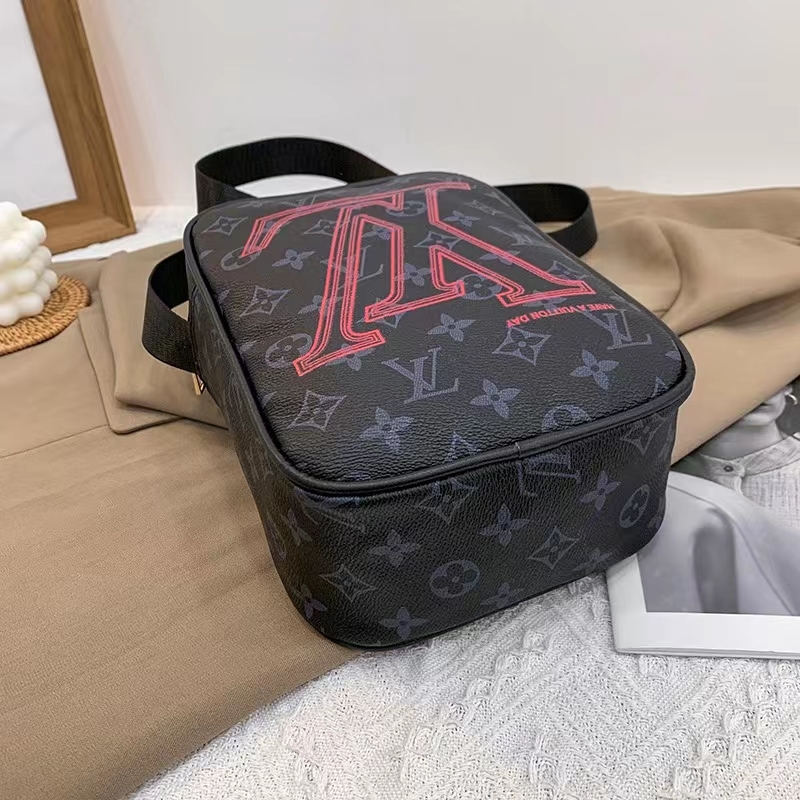 Túi Đeo Chéo Chất Liệu Da Cao Cấp Thiết Kế Đơn Giản Thời Trang Dành Cho Nam | BigBuy360 - bigbuy360.vn