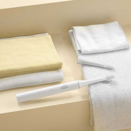 Bàn chải điện T100, T300 Xiaomi pin sạc kháng nước ipx7 bảo vệ nướu, nhẹ 46g