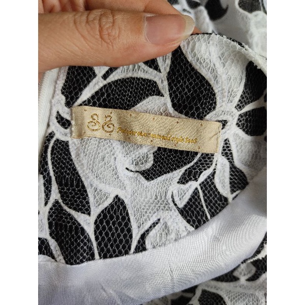 Đầm ren Hàn size M