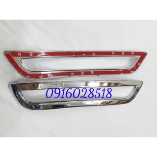 Bộ Ốp viền đèn gầm sau Toyota innova 2016 2017 2018 2019 2020 xi mạ Crom, ốp đèn lùi, ốp viền đèn sương mù