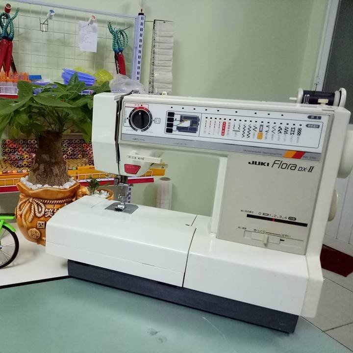 Máy May Gia Đình Juki Flora 5000, 5500,DXII - Lõi Máy Kim Loại - Ổ Máy Công Nghiệp- Nặng 11kg - Cực Khỏe Và Chắc Chắn