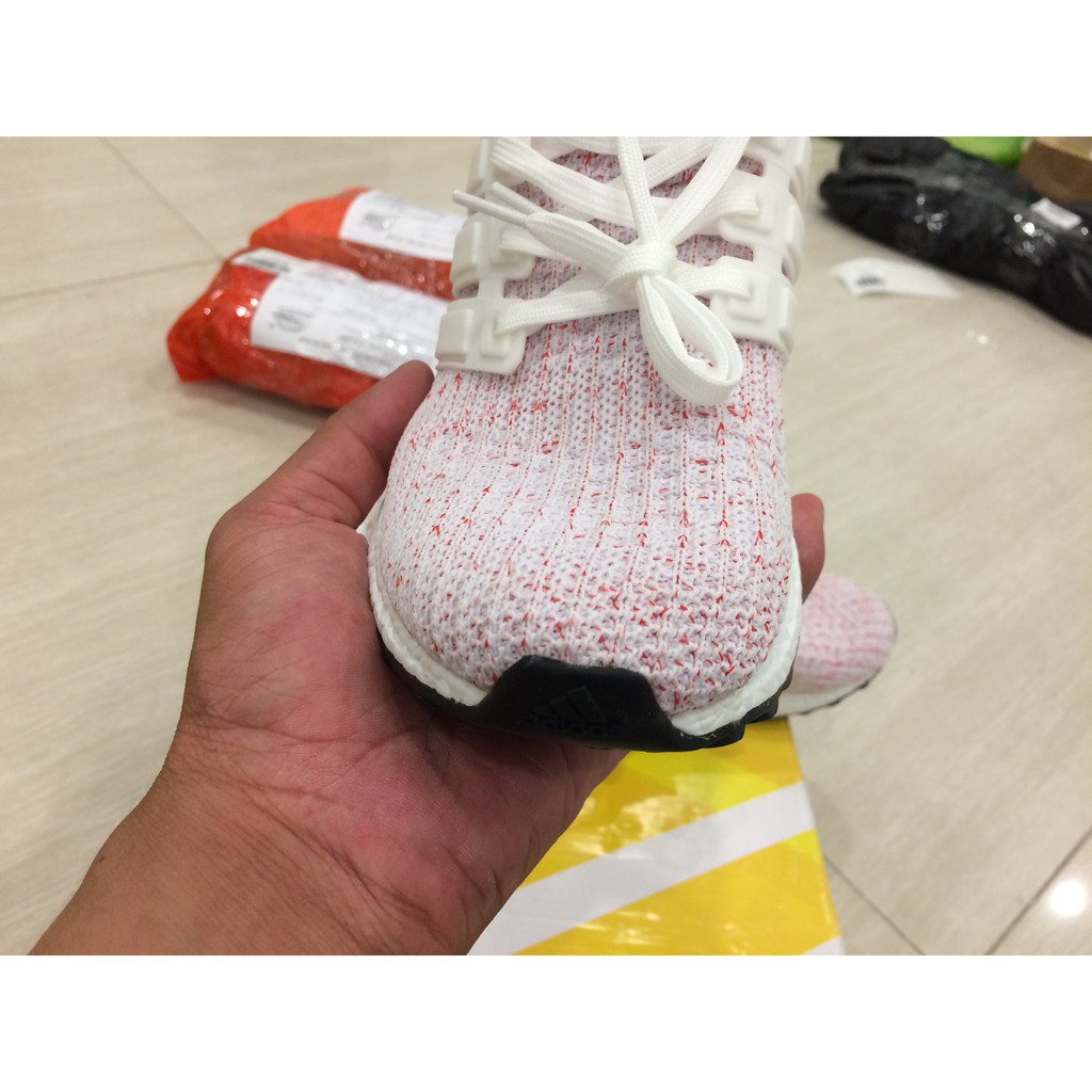 Sales 8-8 giày ultra boost mầu trắng hồng (fullbox) 👟 👟 :)) sịn RẺ ' hot : ◦ .