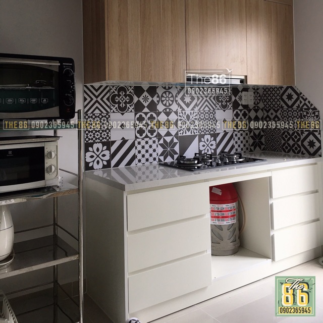 Decal gạch bông dán bếp xám đen
