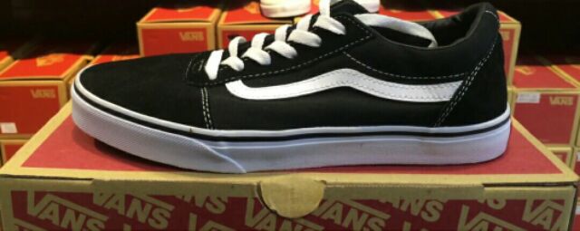 Vans old skool,100% chính hãng full box + tem, mác Ảnh thật. Hàng xả kho số lượng có hạn