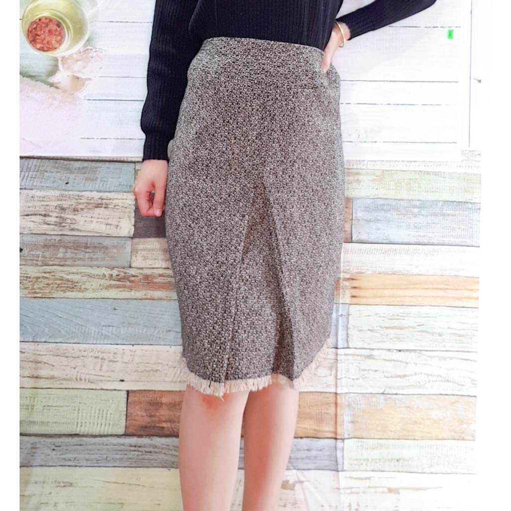 chân váy chốt live | BigBuy360 - bigbuy360.vn