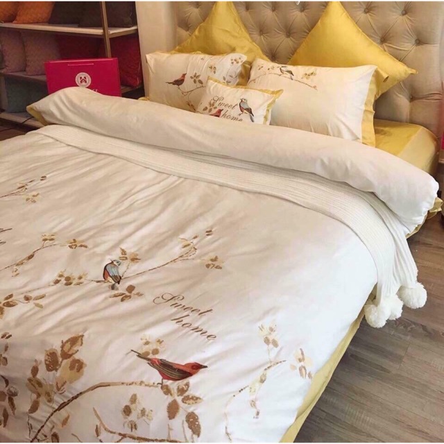 Set chăn ga gối lụa thêu én vàng, 7 món, hoàng gia quý tộc.