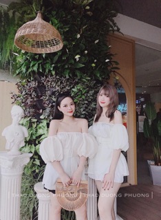 Áo trễ vai lụa kèm đai