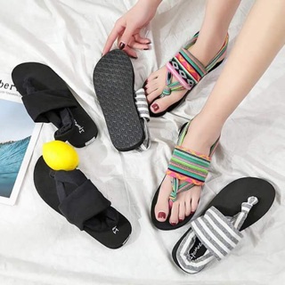 Sandal thổ cẩm