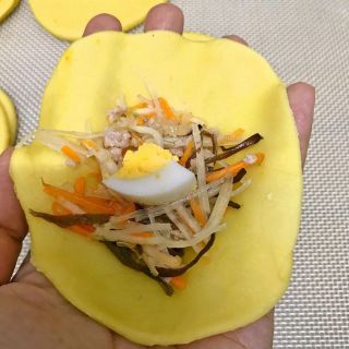 Combo 50 Vỏ bánh gối [Lương Văn Can - Hà Nội].