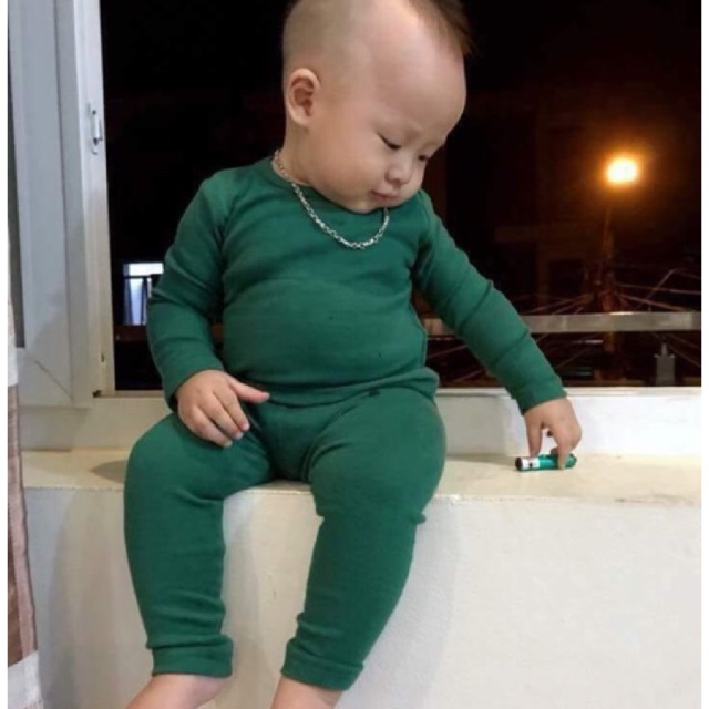 Bộ bozip chổng mông