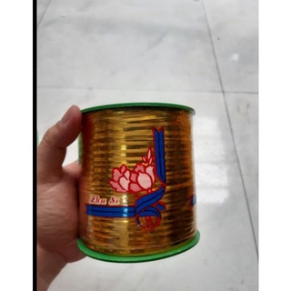 Kẽm cột nơ bó hoa.