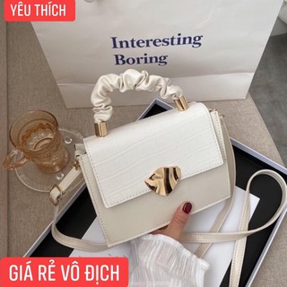 Túi sách thời trang 2021