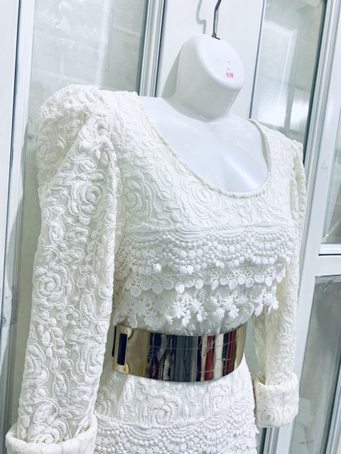 Đầm ren body