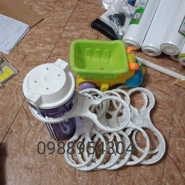 Tay mở cốc máy lọc nước đa năng 2 trong 1 | BigBuy360 - bigbuy360.vn