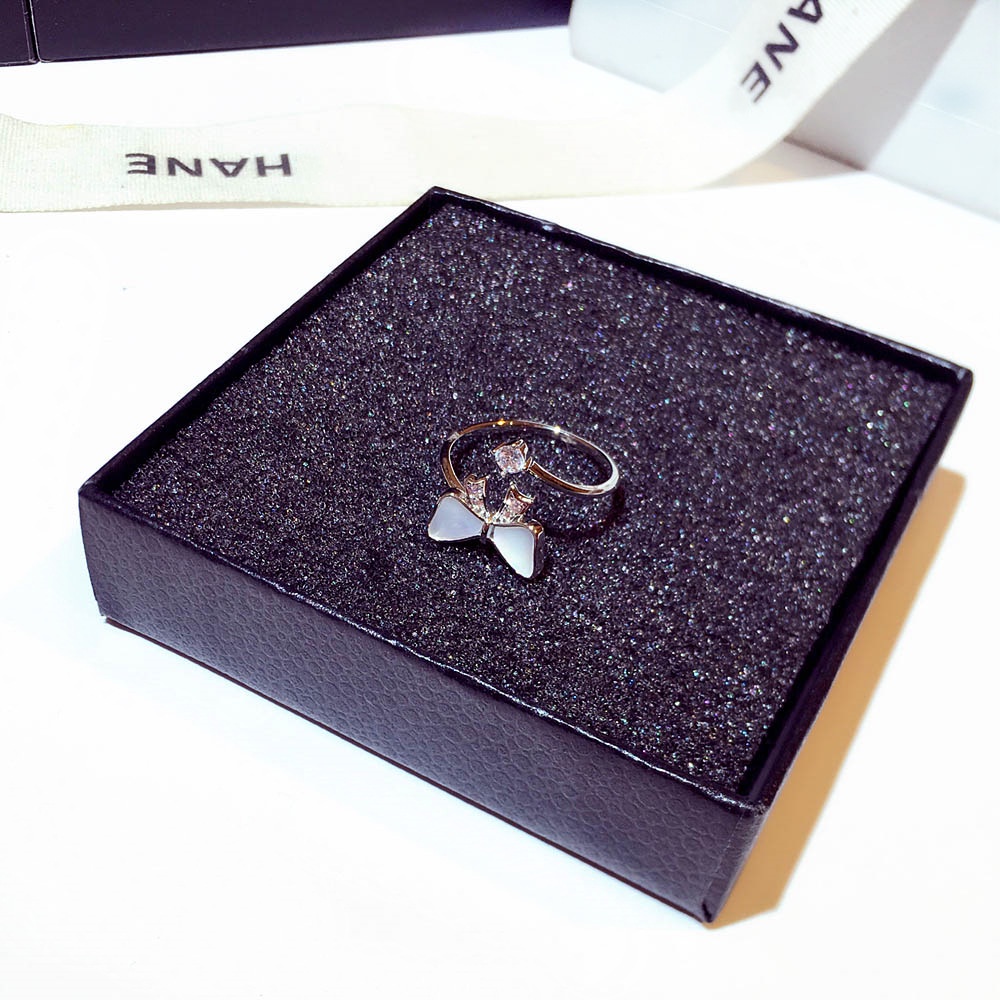 Nhẫn Mạ Vàng 18k Mặt Hình Bướm Đính Đá