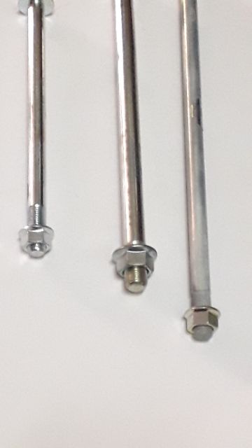 Cốt đùm, gắp xe Ex 135 x1 cây...