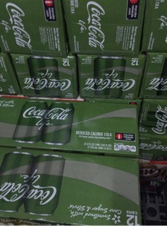 Thùng 12 lon Coca cherry date T7/21 Mỹ