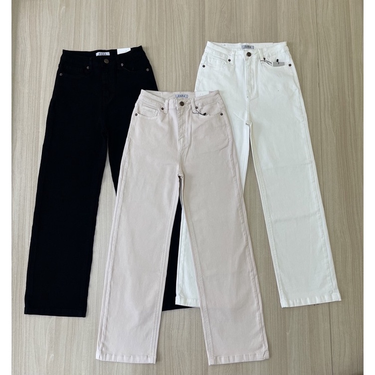 Quần jeans ống suông màu