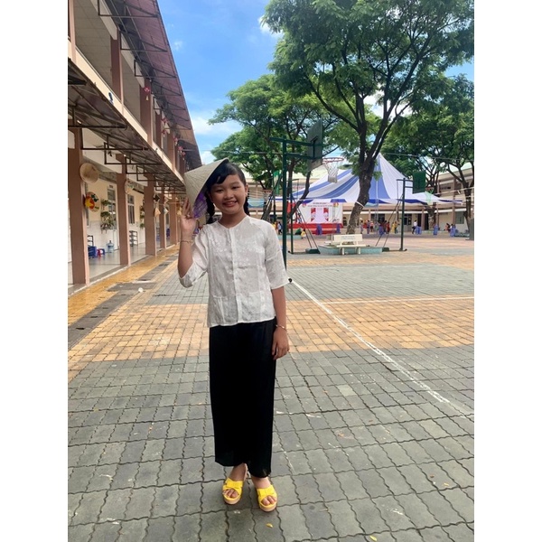 Bà Ba Gấm Hoa Bé Gái