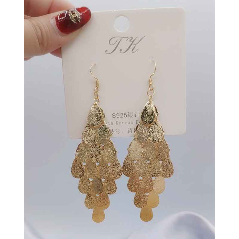 Hoa Tai Dáng Dài Hình Đồng Xu Phối Tua Rua Thời Trang Cho Nữ