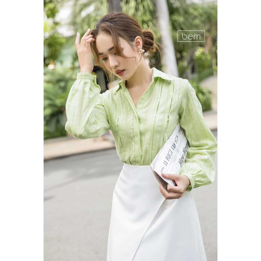 Áo sơ mi basic, màu xanh mạ non Bem