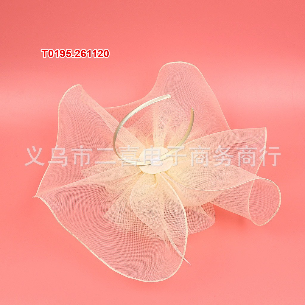 Mũ lưới thời trang cho cô dâu mẫu mới nhất